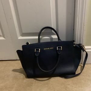 Navy Michael Kors Selena bag